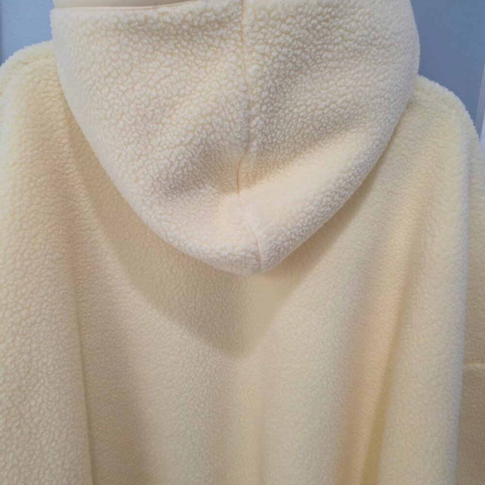 ESSENTIALS Fear of God Hoodie Yellow Sherpa Fleece Pullover β Size L β Oversized - Picture 11 of 15
